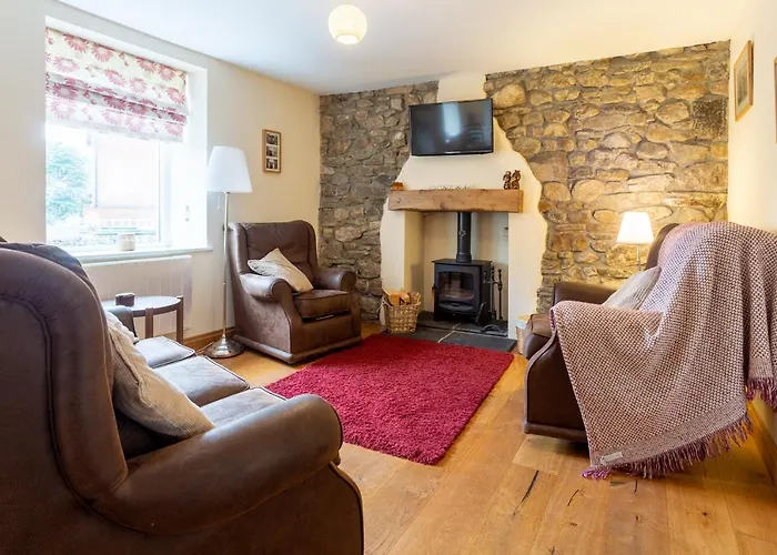 Lovely 3-Bed Cottage In The Quiet Hamlet Of Horeb