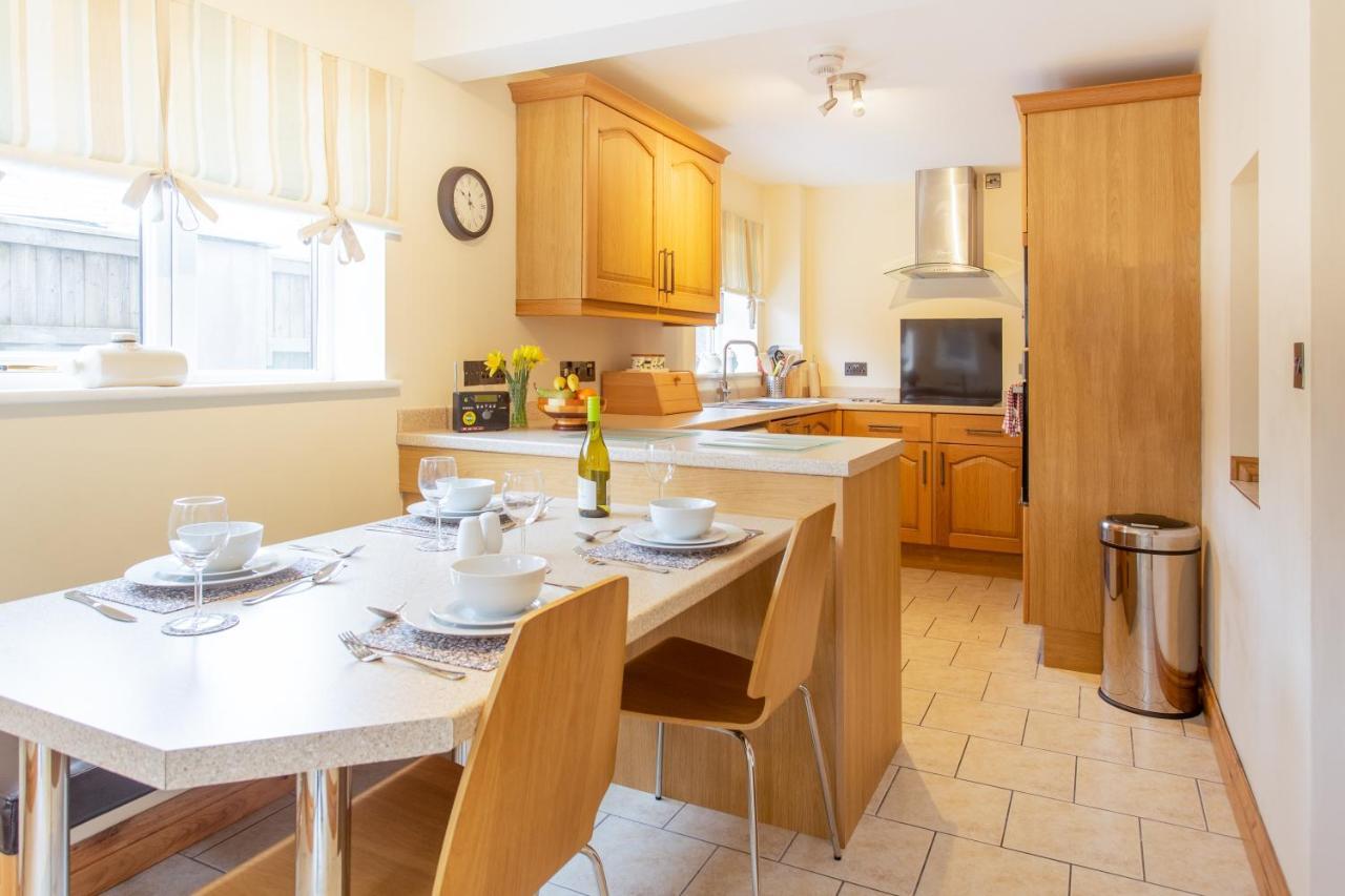 Lovely 3-bed In The Quiet Hamlet Of Horeb * Brondini